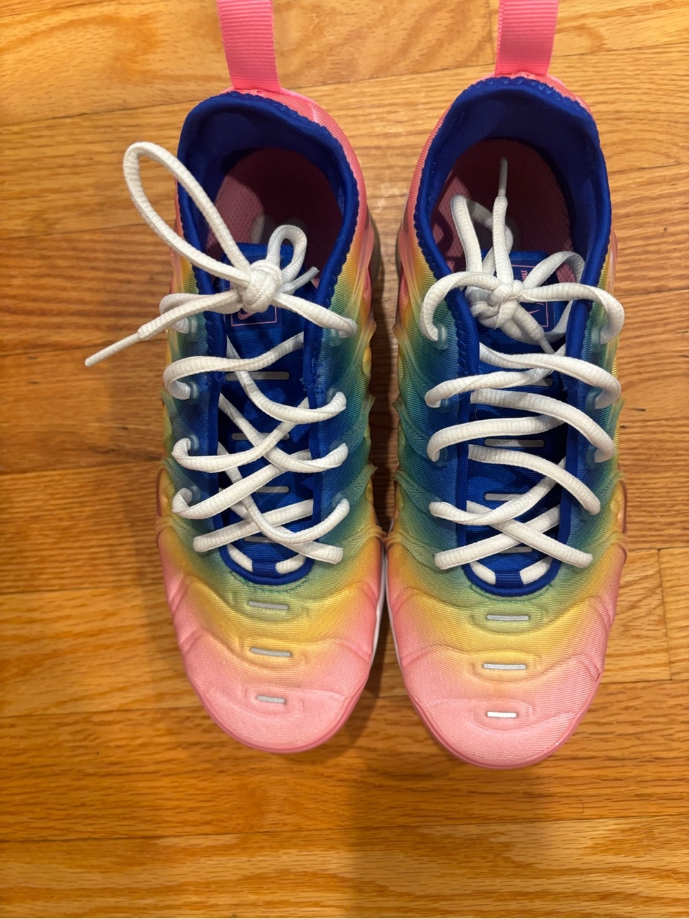 Women’s Nike Vapormax Rainbow Gradient Sneakers - Pink, Blue & Yellow - Picture 4 of 5